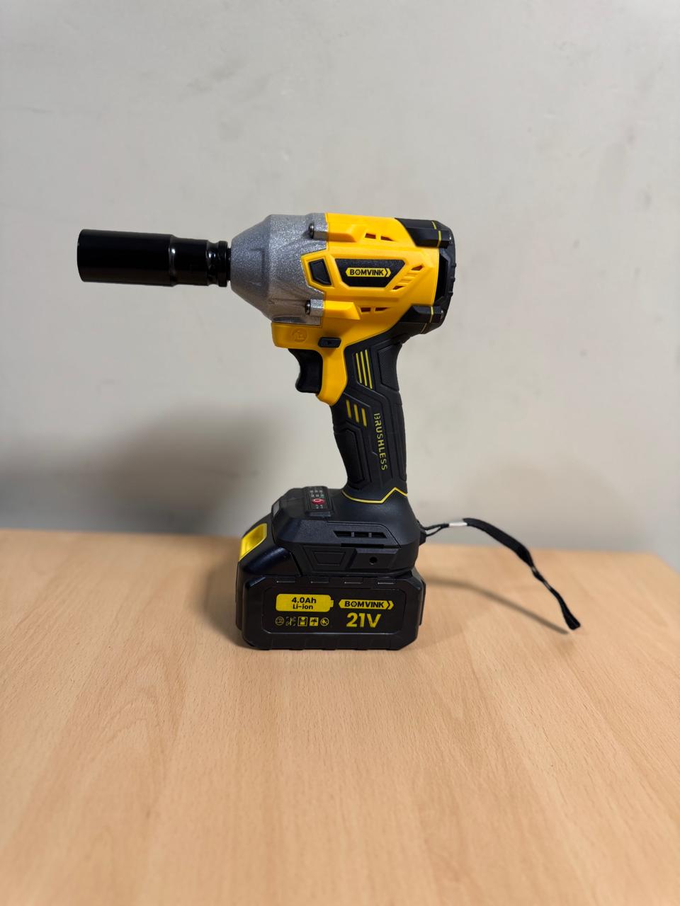 🚀 POTENCIA Y VELOCIDAD EN TUS MANOS ¡Llave de Impacto BOMVINK 21V – 580Nm! 🔧
